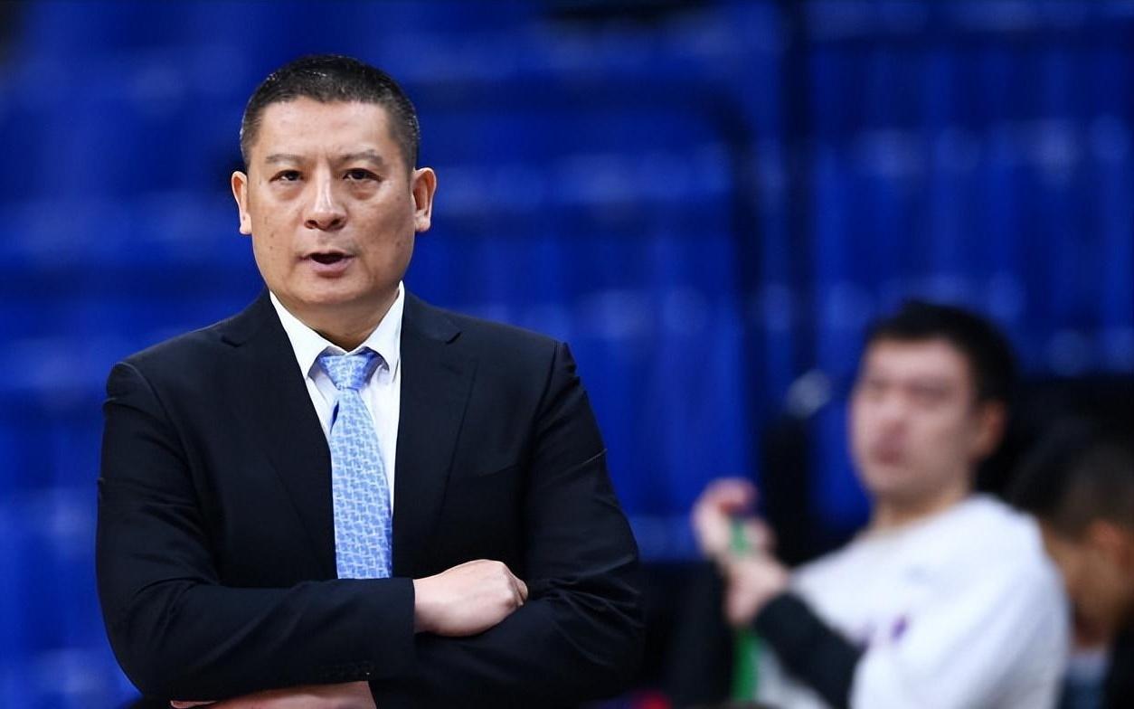 三支球队换帅！CBA新赛季20支球队主教练一览