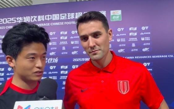 周定洋：我们每天都保持同样的态度，坚持让我们敲开一扇门