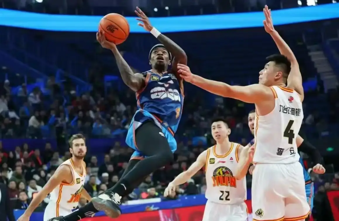 CBA唯一未确定外援的球队!刚选的新秀也不要了,恐第一个被降级