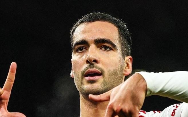 87年主场不败！梅里诺传射建功，阿森纳20小蜜蜂十一轮不败领跑