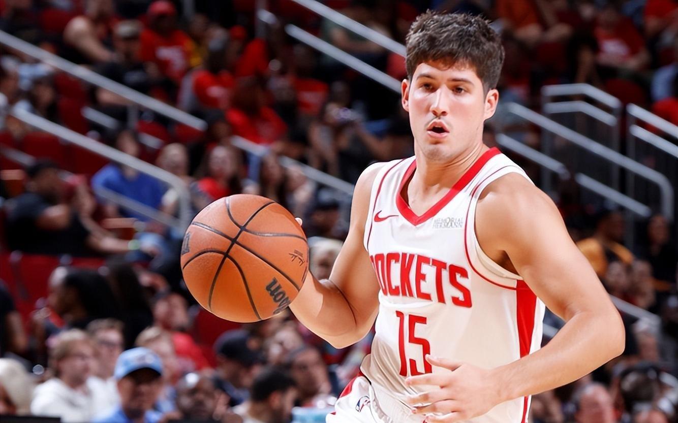 季前赛首秀表现糟糕!火箭探花郎看起来似乎没有取得任何的进步