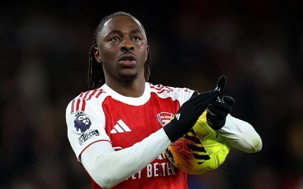 阿森纳10号困局！高价强援被改造成型