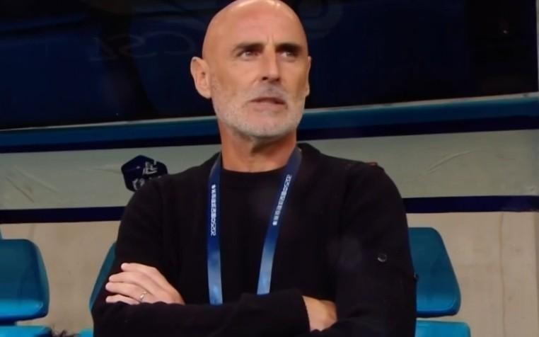 带队6战4胜重回积分榜榜首,穆斯卡特当选中超910月最佳教练