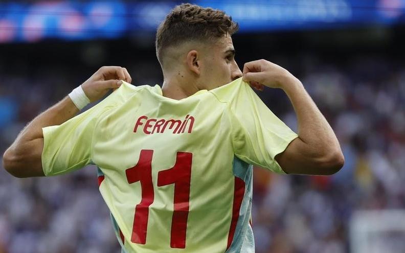 每体:费尔明在西班牙队的重要性得到提升,有望争夺首发位置