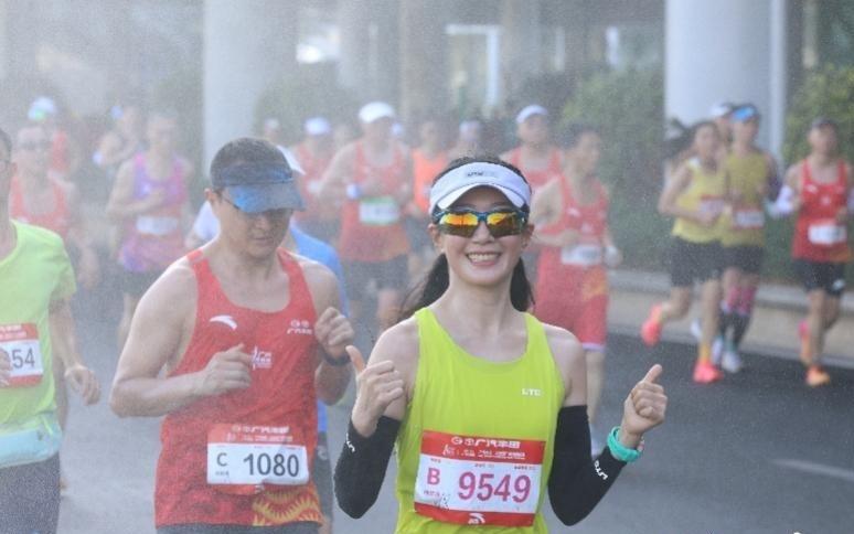 冬至的仪式感是广马给的！多图直击2025广马燃动羊城