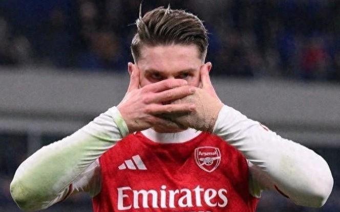 10!哲凯赖什一锤定音,助阿森纳重返英超榜首