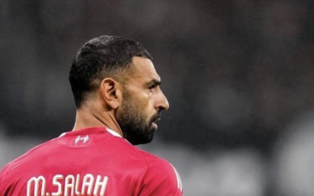 TA:埃基蒂克已是利物浦最具威胁的前锋萨拉赫显得信心全无