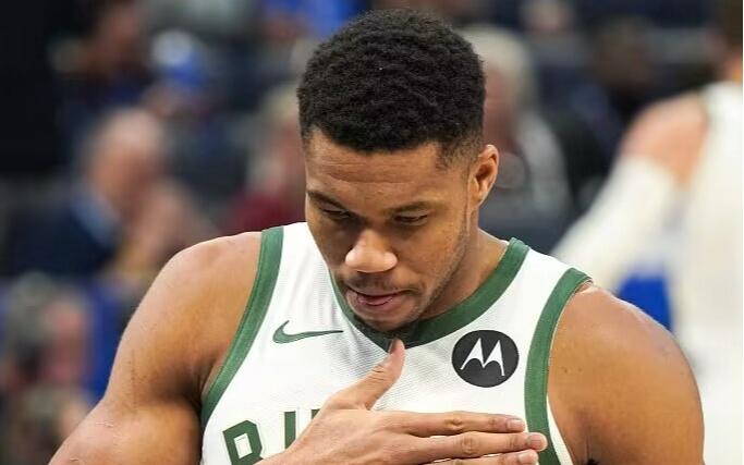 帕金斯：字母哥根本就不想待在雄鹿队，他只是不敢说出来而已