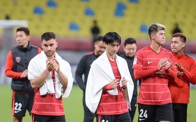 争议!媒体人:亚冠想出成绩,中超应学沙特联赛彻底放开外援!