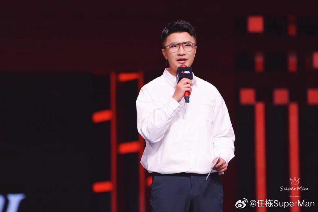 不灭之握都忍不住了！任栋看BLG被02：这个逼队在干嘛