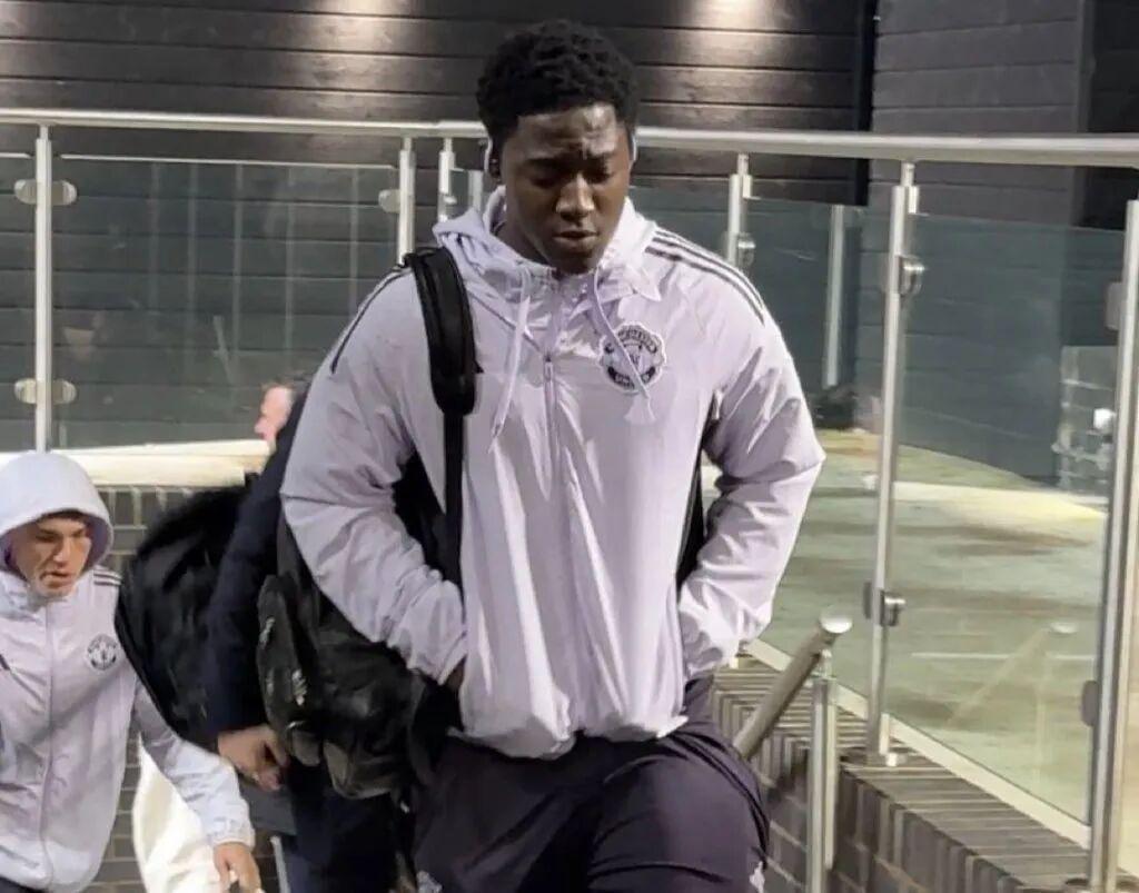 博格巴二世曼联新帝星暗讽阿莫林贪财！曝拉什福德今夏无意回归