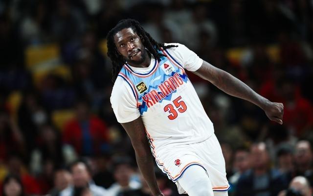 在CBA兴奋剂违规恐被禁赛!澳篮名记:36人将与哈雷尔分道扬镳