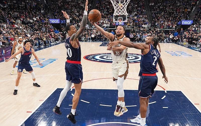 库里6犯离场金州勇士102103惜败洛杉矶快船