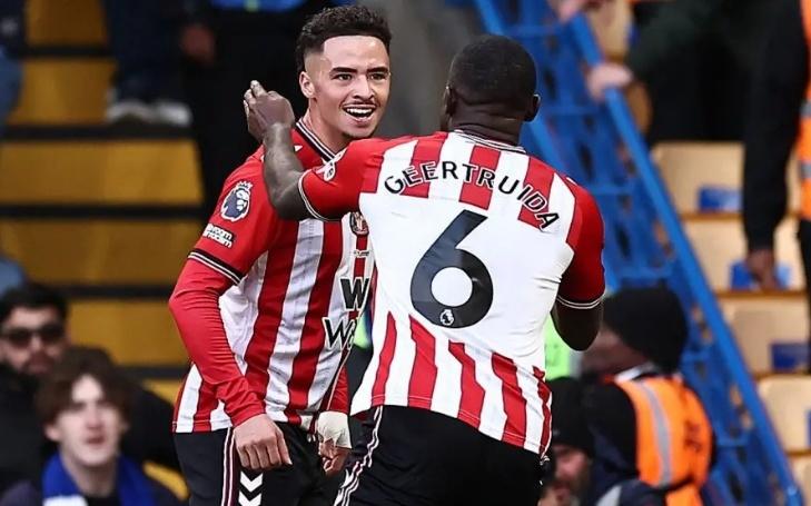 塔尔比:桑德兰有能力战胜强队,我认为球队会创造伟大赛季