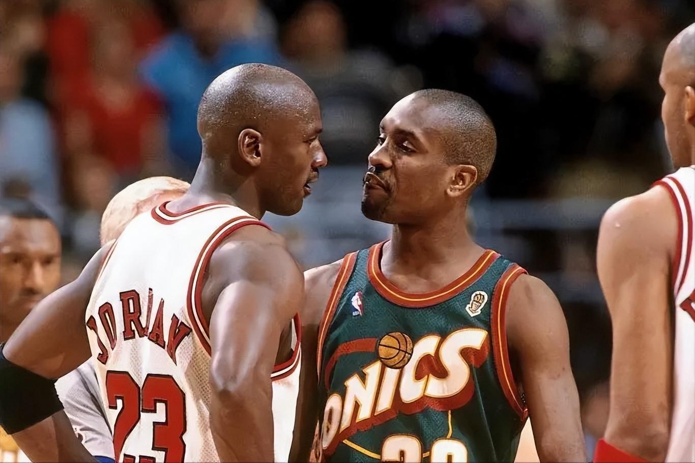 NBA超巨总决赛正负值排名：库里历史第二，乔丹第五，老詹最尴尬