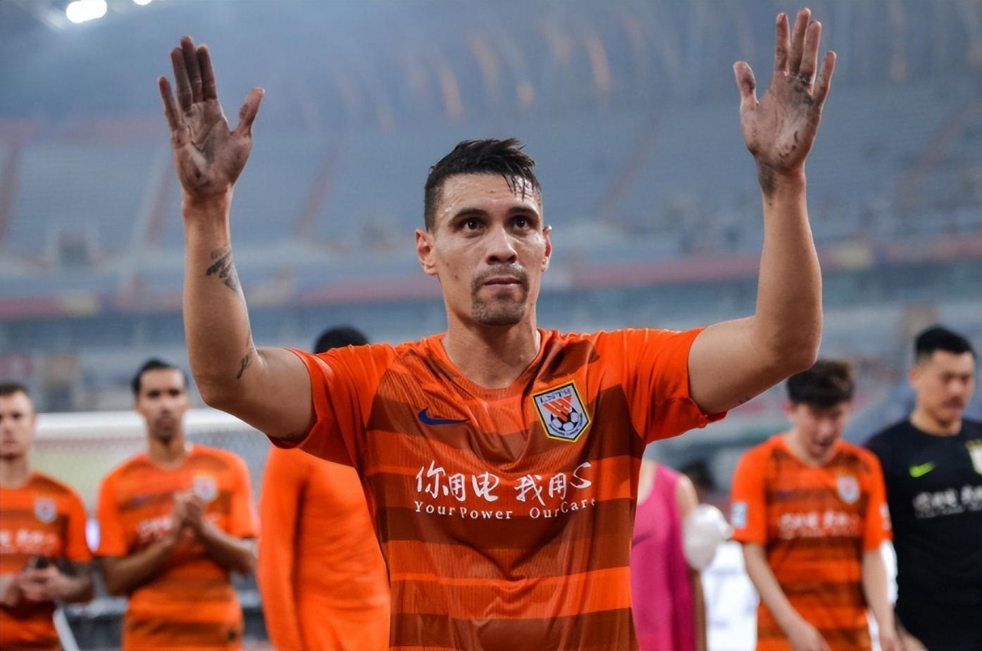 喜讯!他可能成泰山01后青训第二位进国足的球员,踢过亚冠核心