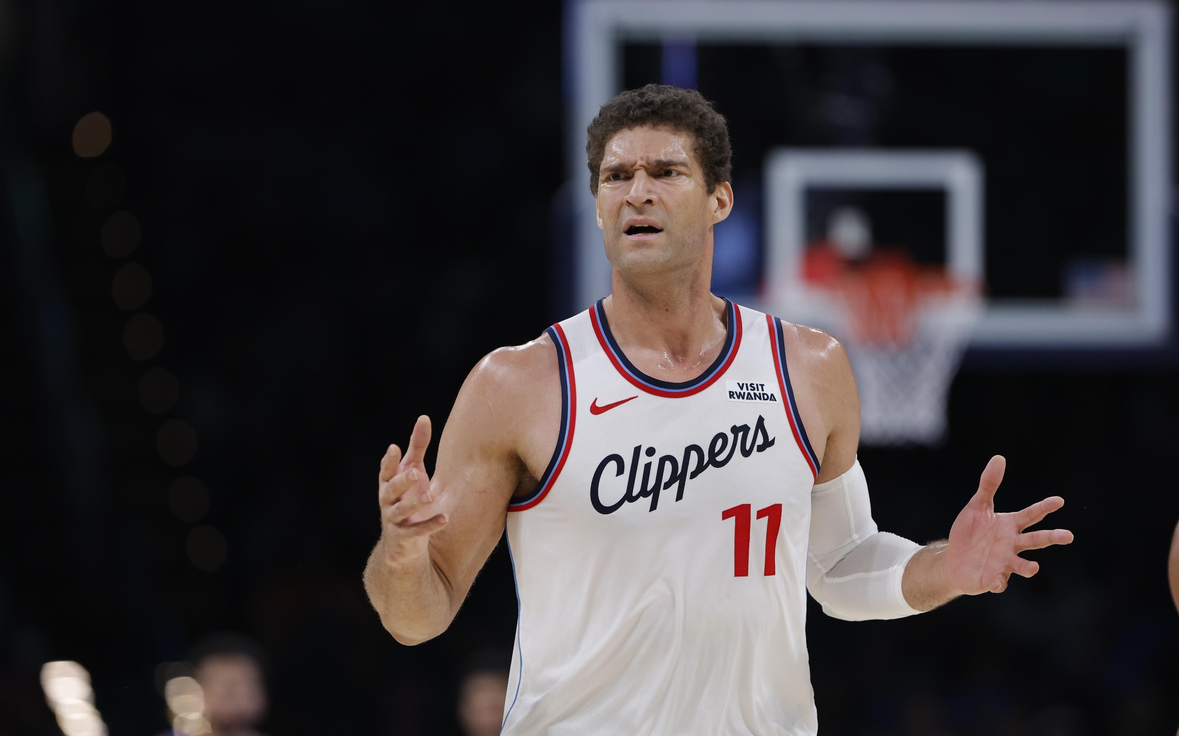 轰28+7+4！赛后却先感谢大洛，哈登分析透彻，快船因祸得福啊