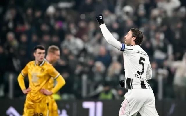 强阵搏意杯，斯帕莱蒂带着3连胜重游那不勒斯