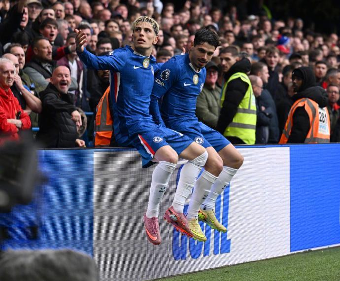 12!加纳乔奔袭难救主切尔西93分钟遭绝杀英超升班马成大黑马