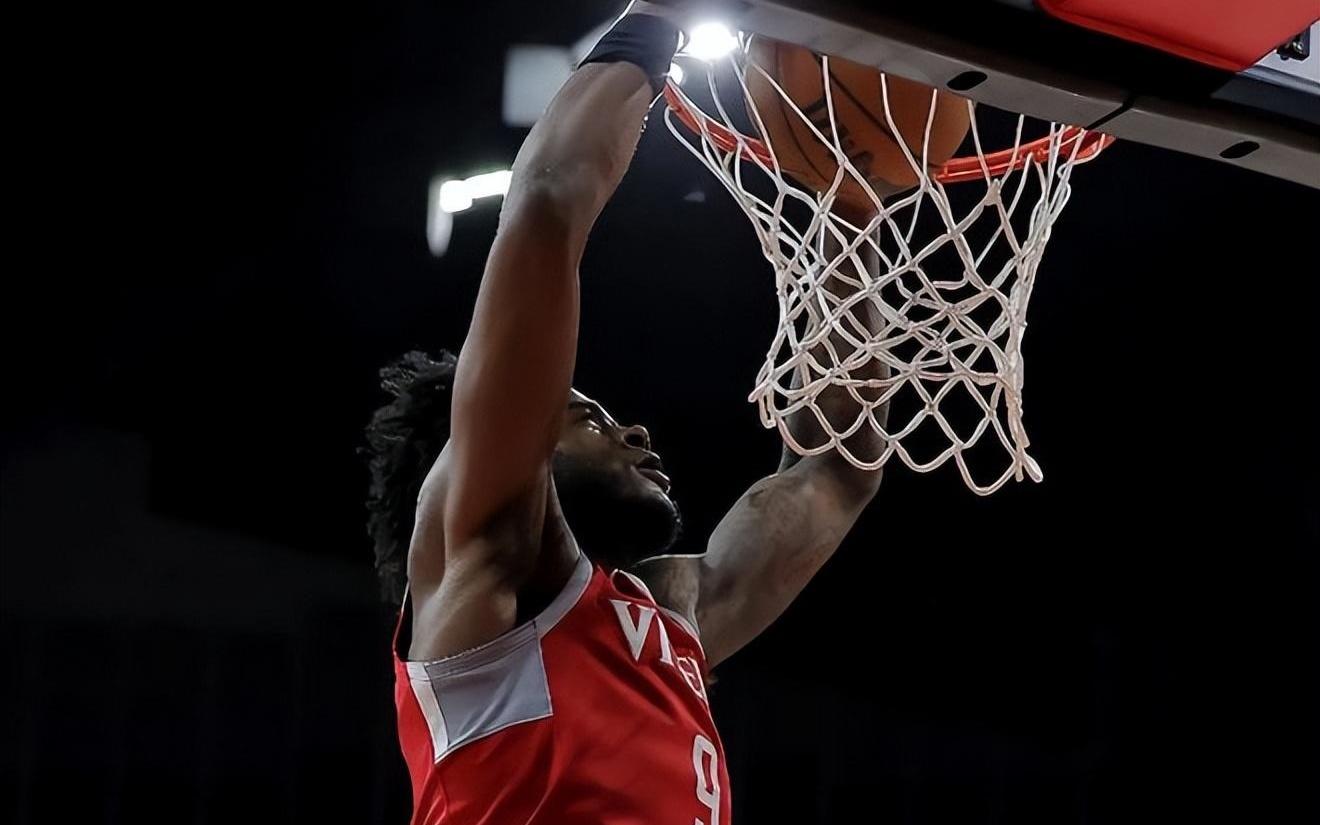 攻防两端都缺乏存在感,火箭二队锋线新星的潜力看起来非常有限