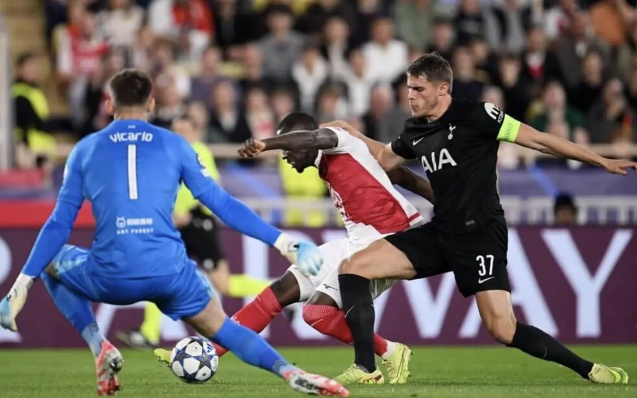 被摩纳哥压制,TA:没有维卡里奥的上佳表现热刺恐怕会惨败