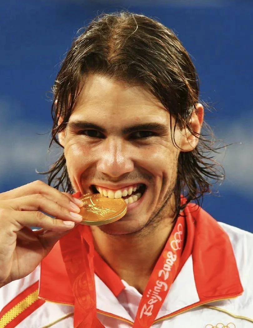 四十多年仅七人做到：生涯最后一冠，竟