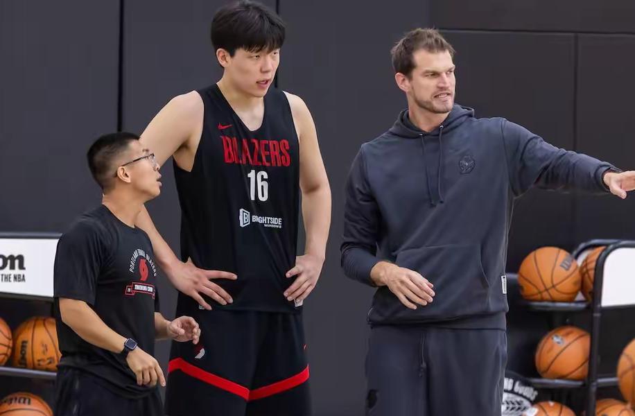 遇老头队快船,杨瀚森能否迎来爆发赛前预测,开拓者胜率仅30%