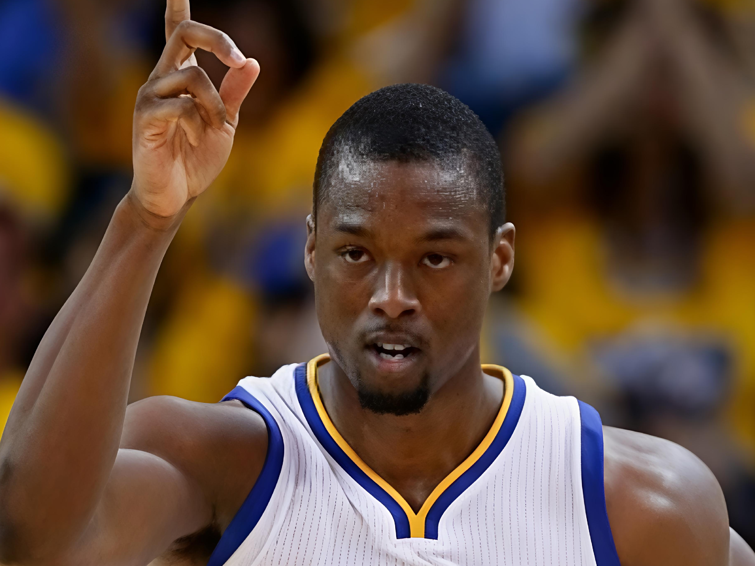 三分球两场合计12中0！离开勇士这么多年，你依旧没能证明自己