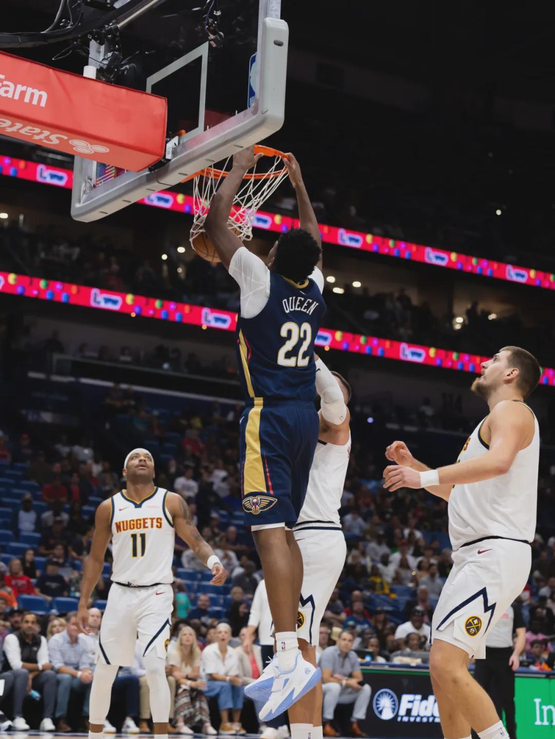 33+10+10+4历史唯一!这13号秀要成黑人版约老师