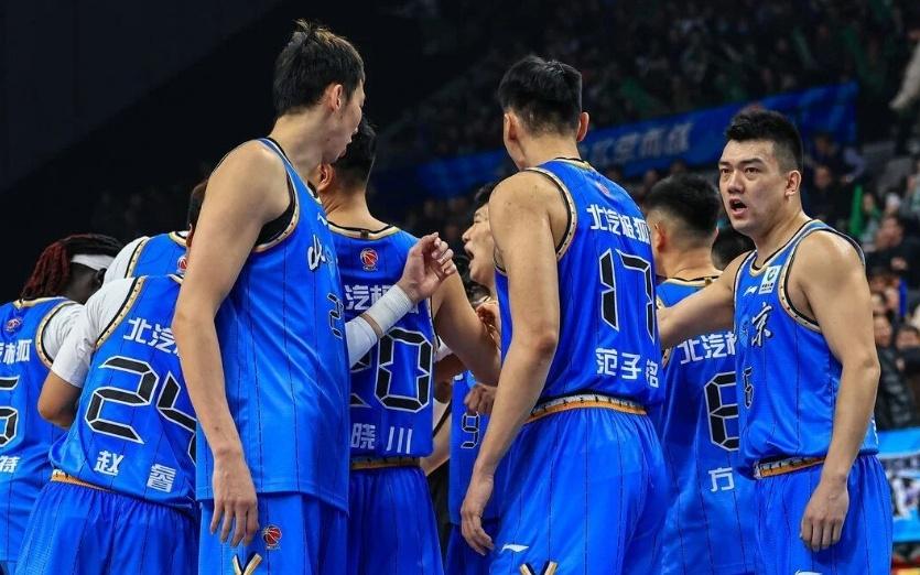 里程悲!周琦12+14全场唯一两双压胡金秋仍吞首败总篮板超朱芳雨