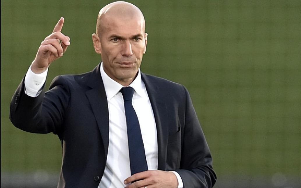 阿隆索帅位堪忧，两大潜在继任者浮出水面，齐达内和渣叔谁更适合