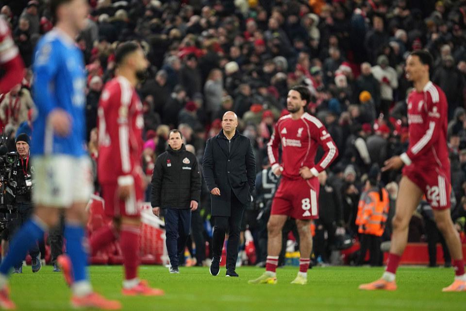 英超冠军仍没醒！近5轮仅1胜险被空门