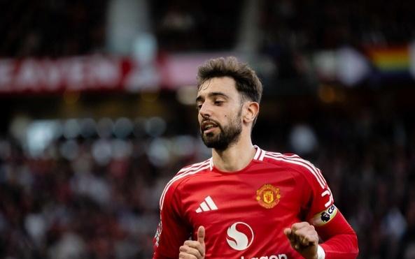 前瞻曼联21埃弗顿:利物浦掉链子,曼城不稳,阿莫林能否撑住