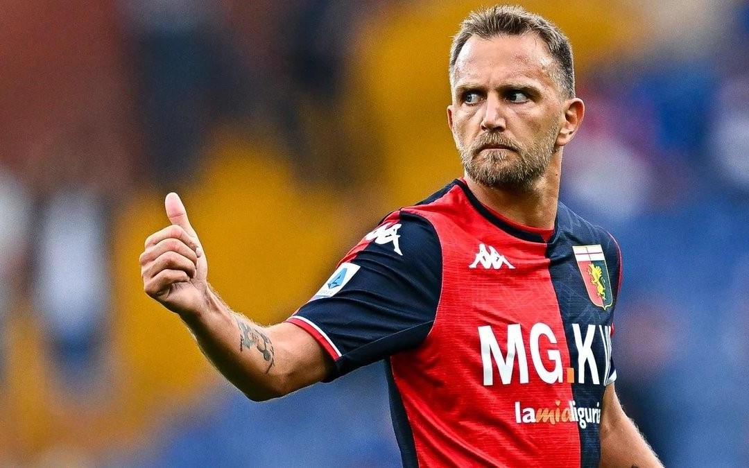 开季9轮不胜,斯基拉:热那亚可能解雇维埃拉并聘请克里西托