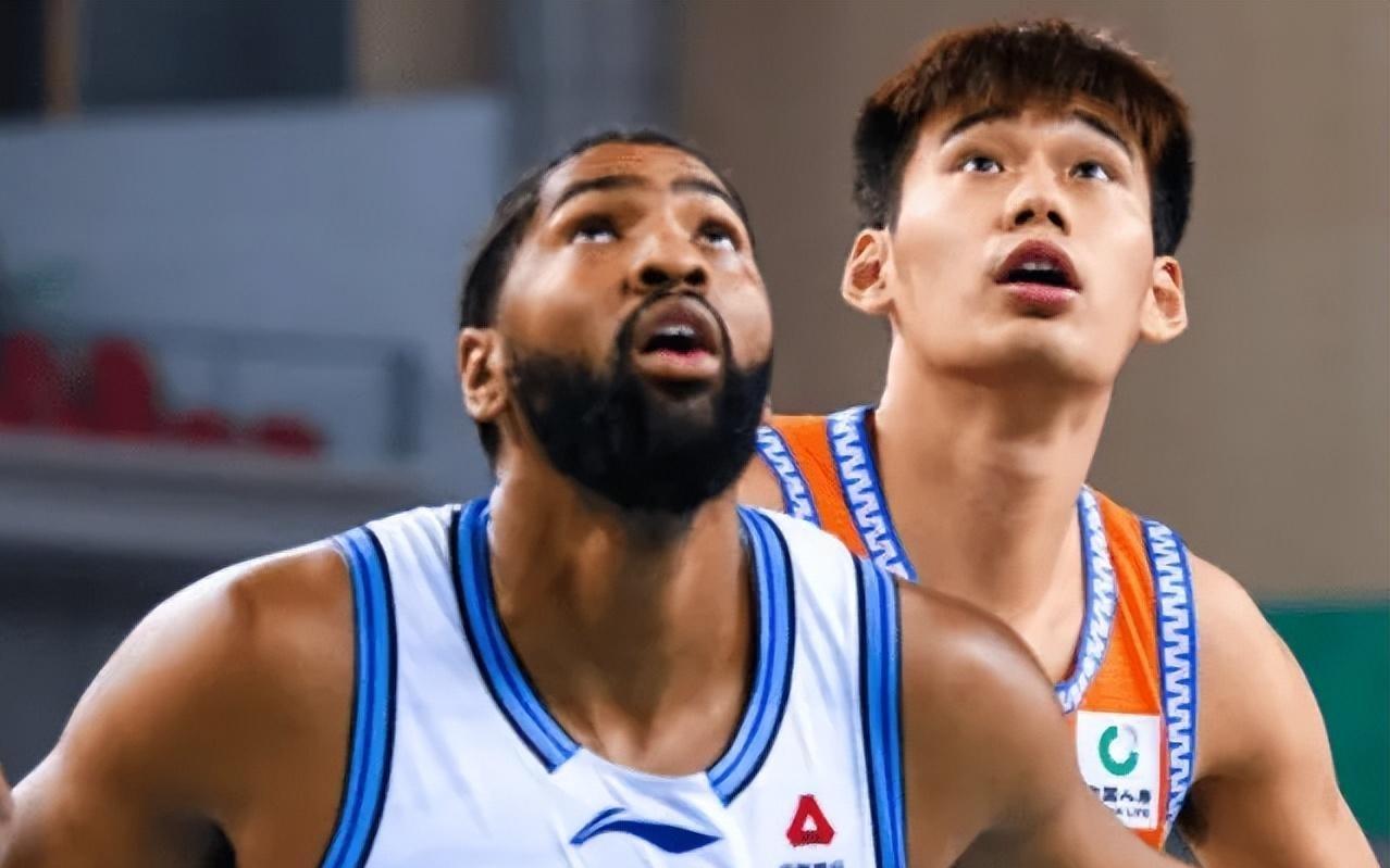 新疆开会要对外援开刀了对路易斯金做评估，只靠劳森太被动了！