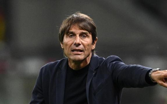 意媒:那不勒斯召开深度会议,孔蒂要求改变并重申团结精神