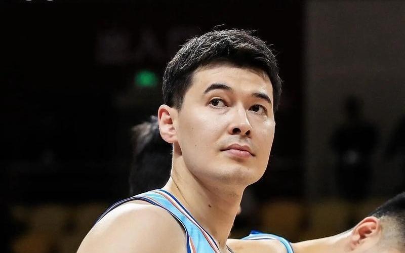 新疆男篮：首任总经理+青年队主帅曹