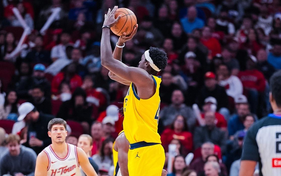 火箭三连胜超湖人，升西部第四！杜兰特30分，一战能明白四件事