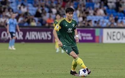 体坛:多家中超球队有意全北队长朴镇燮,浙江队目前最接近