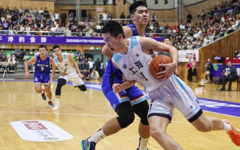 116比96狂胜20分夺冠!上海掀翻广厦登顶:CBA的未来属于他们