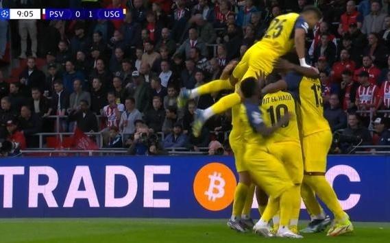 本赛季欧冠首球诞生!新军圣吉罗斯通过点球破门,10埃因霍温!