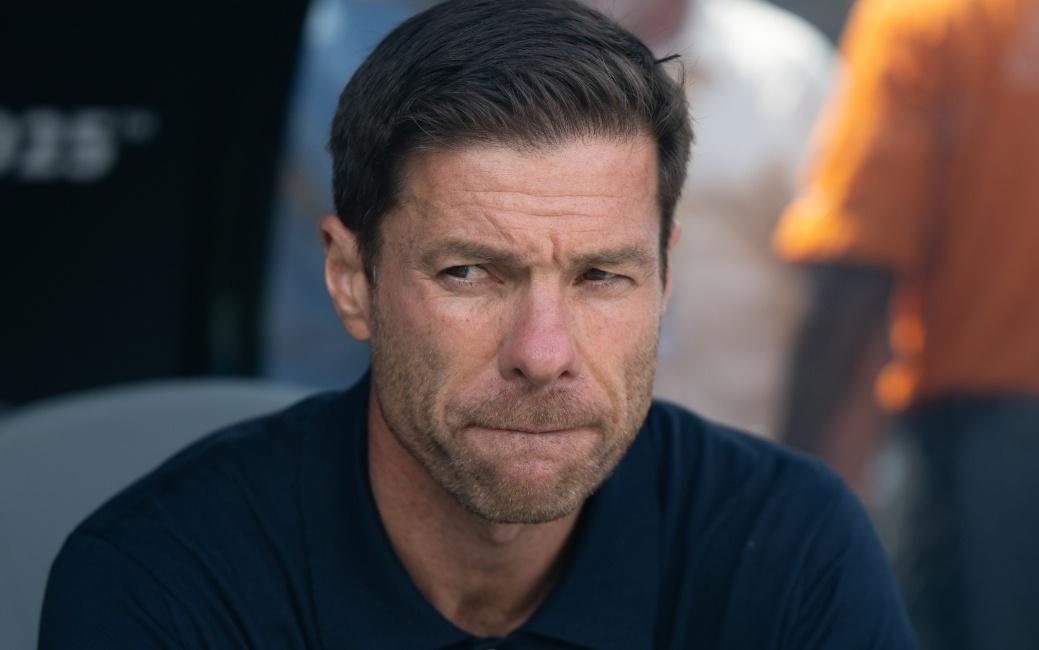 阿隆索下课只因“炸弹三人组”维尼修斯带头抗命，皇马太难带