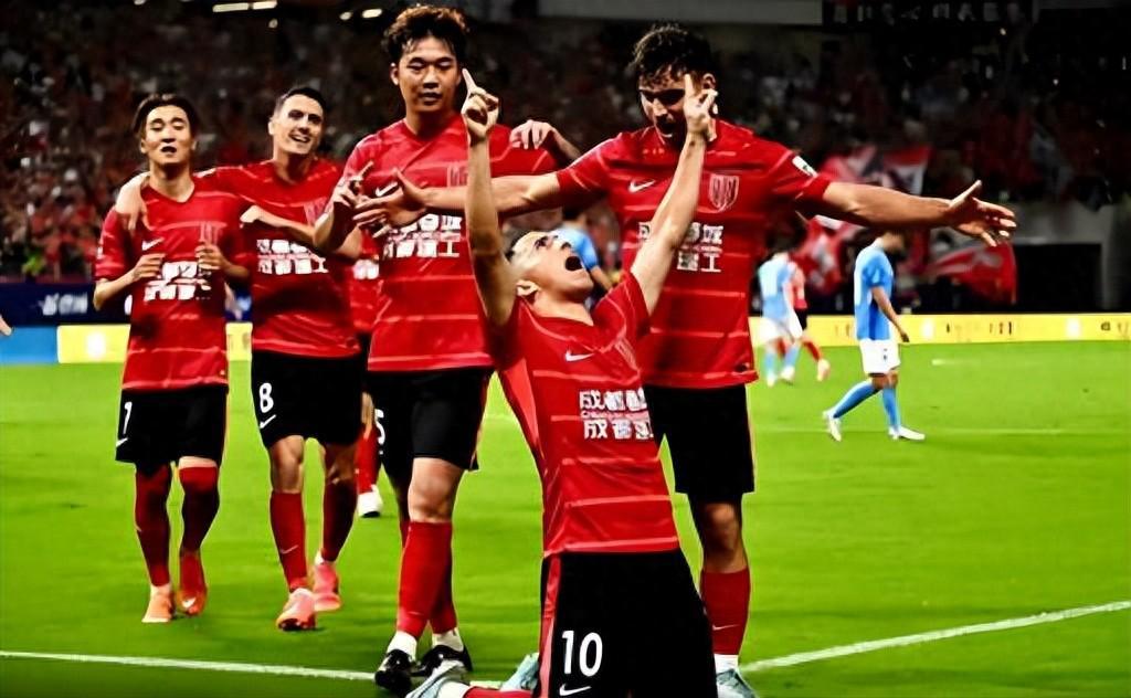 成都蓉城下赛季引援计划分析!主力阵容还差一个斯坦丘,值得期待