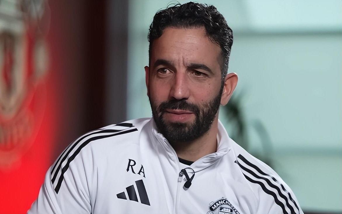 8球3助攻！曼联看上非洲天才神锋，解约