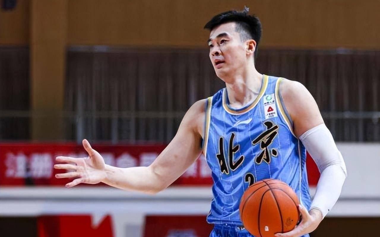 CBA现役5位打了14年以上仍无冠的球员：两届MVP领衔