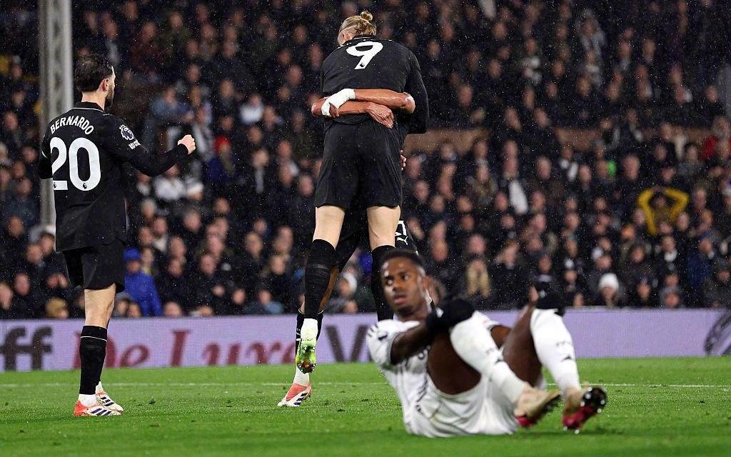 热闻福登连场双响,哈兰德收获英超百球!曼城客场54险胜富勒姆