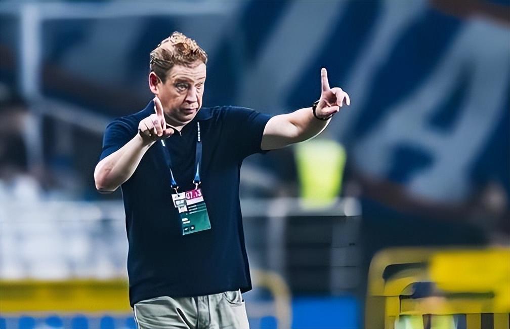 大连英博在12月22日官宣重要决定!已因此跟李国旭续约,值得期待