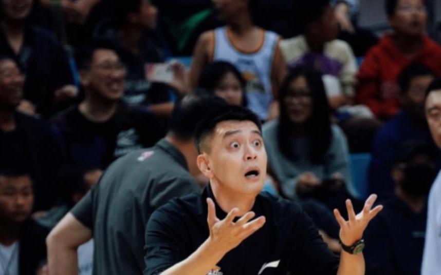 辽宁输北京后再遭打击！杨鸣或被篮协重罚：辽篮这一次输麻了