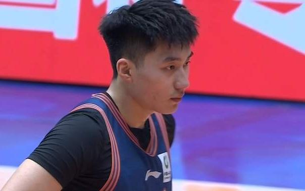 大胜四川52分，辽宁男篮换帅如换刀赵继伟9+33场定季后赛前景