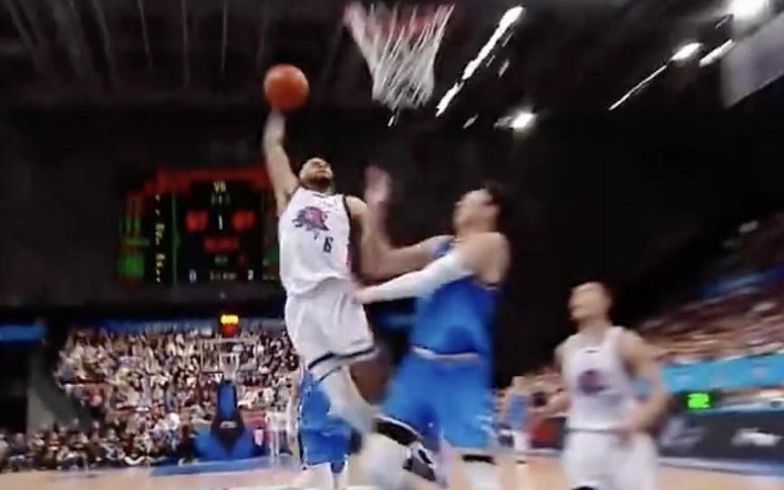 隔扣周琦+抛投绝杀，珀塞尔22分3板4助率队击溃北京收获五连胜